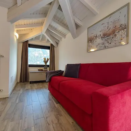 Silence Mit Panorama Balkon Dascio