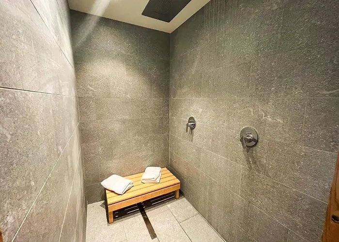 Silence Mit Panorama Balkon Dascio