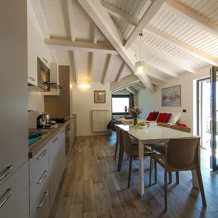 Silence Mit Panorama Balkon Apartment